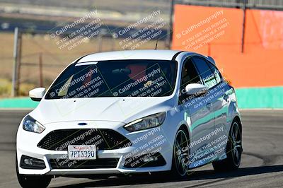 media/Oct-18-2025-Extreme Speed (Sat) [[d6d7e1fef1]]/Group 4 Orange/Session 1 (Turn 4)/